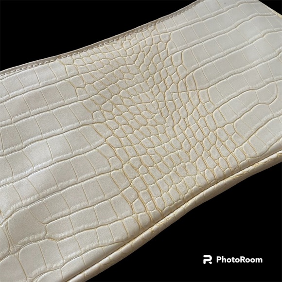 Mini Chain Purse - Picture 2 of 8